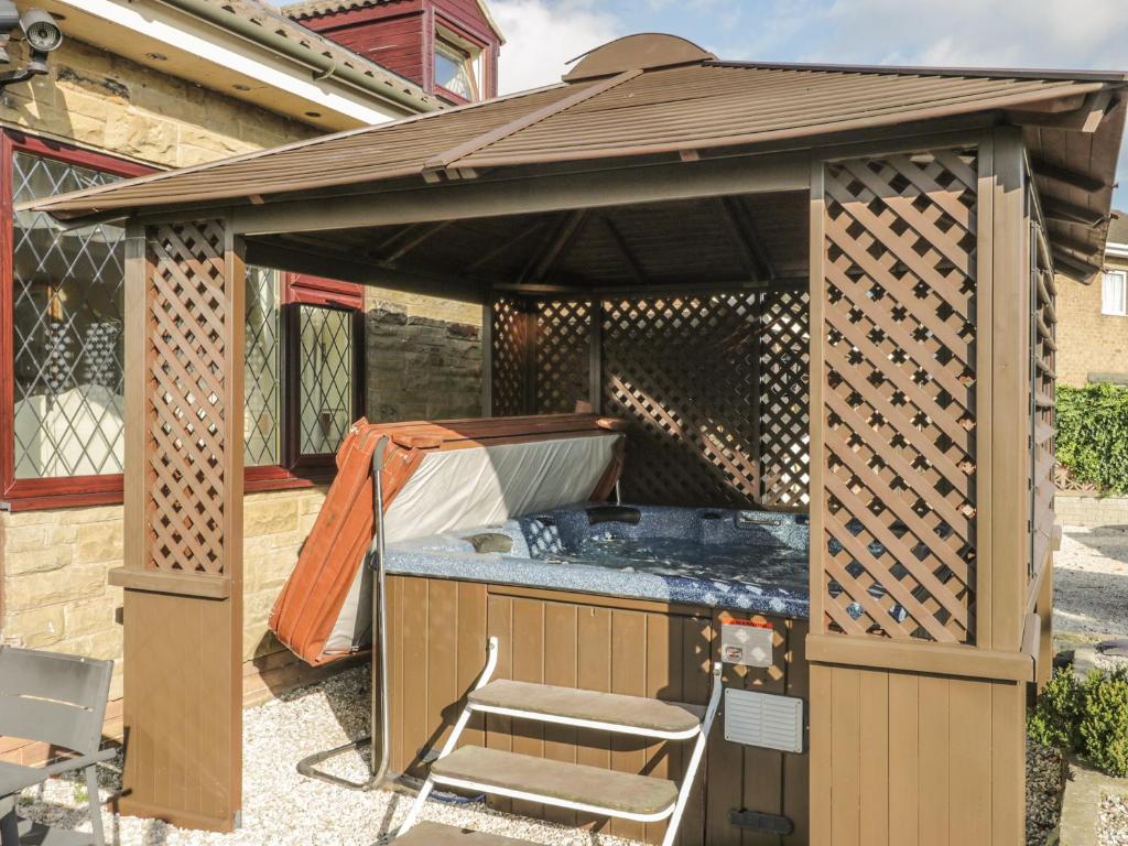 Seacrest Lodge room 2